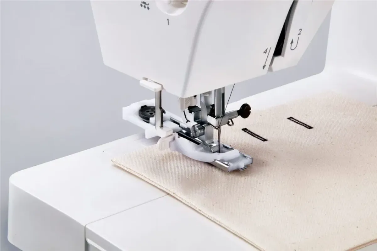 LIMITED EDITION! Janome 1522, Smokey Green + trykkfotsett og symønster
